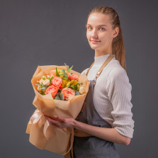 Букет "Кахала с кустовой розой"