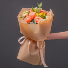 Букет "Кахала с кустовой розой"