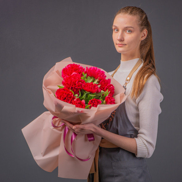 Букет "9 Бордовых пионов"